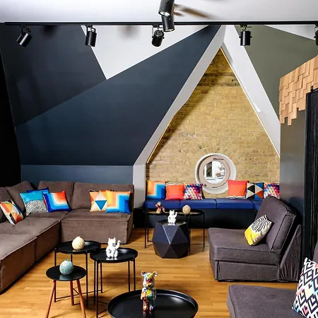 Roof&chill Loft I Overthetop 2-level I 170m2 I 2 Baeder I Bachelor I Familien I Gruppen I Events Apartment Berlin