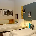 Roof&chill Loft I Overthetop 2-level I 170m2 I 2 Baeder I Bachelor I Familien I Gruppen I Events