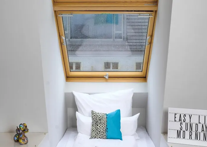 Roof&chill Loft I Overthetop 2-level I 170m2 I 2 Baeder I Bachelor I Familien I Gruppen I Events Apartamento *