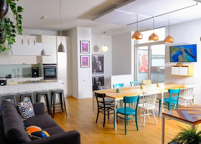 דירה Roof&chill Loft I Overthetop 2-level I 170m2 I 2 Baeder I Bachelor I Familien I Gruppen I Events ברלין